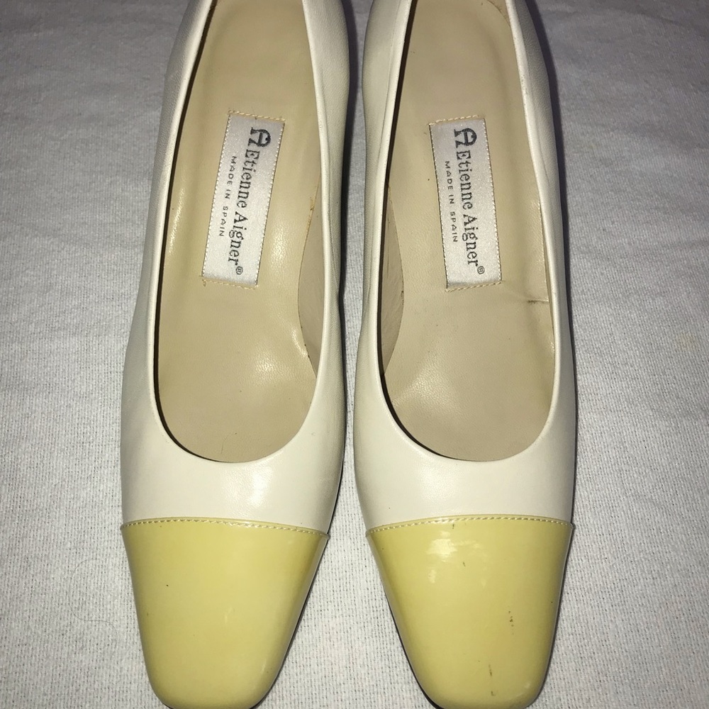 etienne aigner block heel